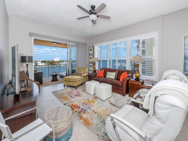 Great Bay View, 2.5 blocks to Clearwater Beach